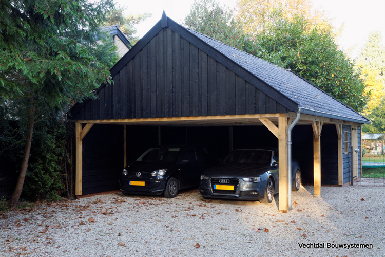 inleveren Afvoer Versnipperd Klassiek houten schuur met carport geplaatst in Baarn. -  Vechtdalbouwsystemen