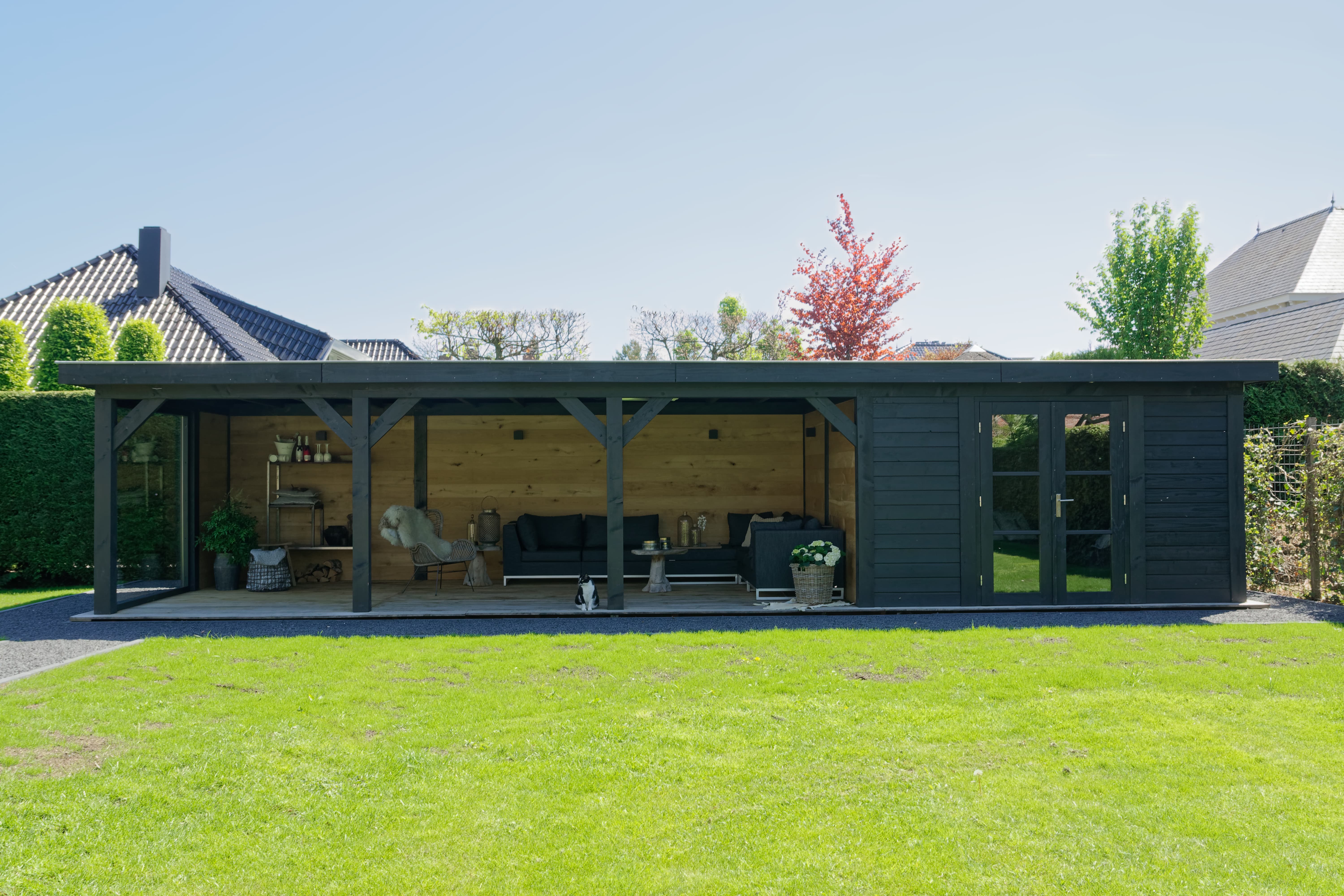 Project Bleiswijk: Luxe tuinhuis met platdak. Vechtdalbouwsystemen