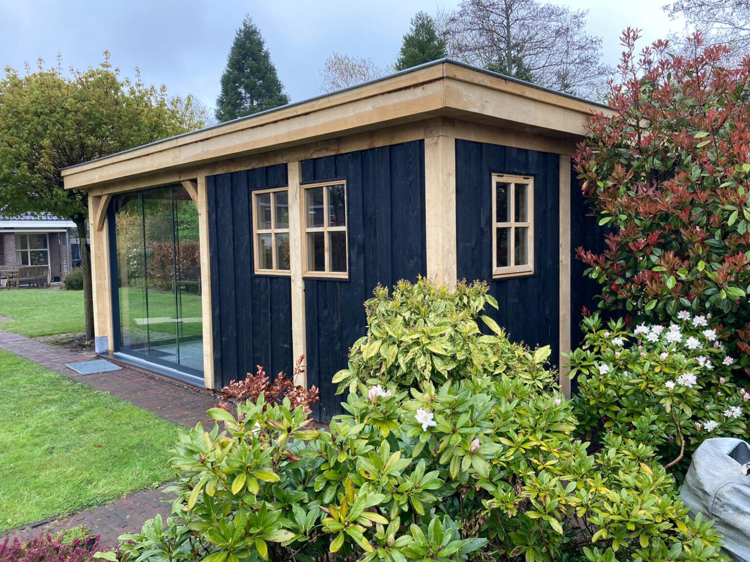 Houten tuinkamer met mancave 9 Vechtdalbouwsystemen