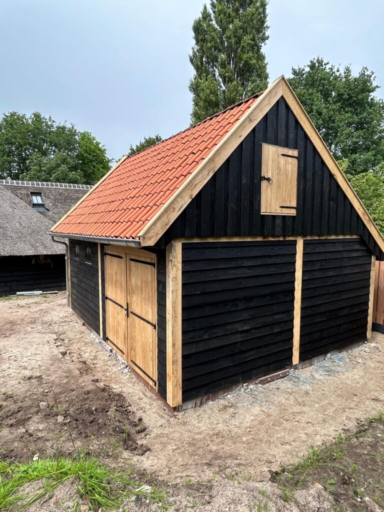 Zwarte-kapschuur-landelijk-768x1024 - Zwarte Kapschuur